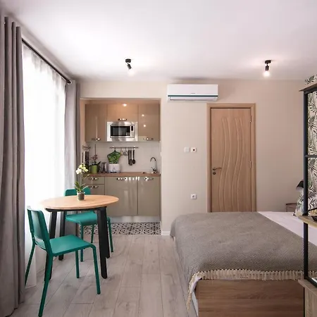 The Cozy Studio, Centre 아파트 *