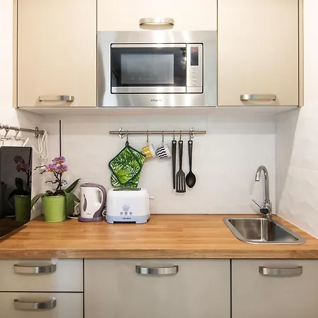 The Cozy Studio, Centre Apartamento *